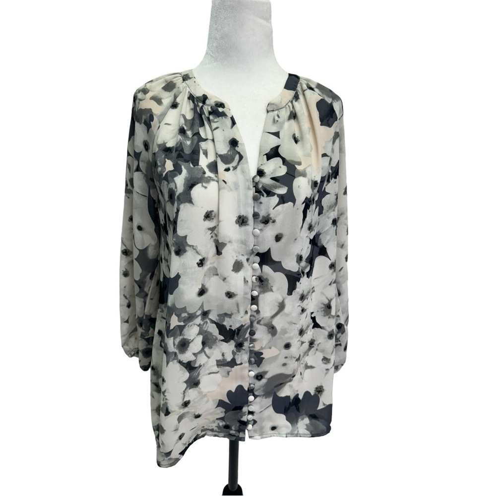 Paraphrase Grey Floral V-Neck Button Front Collarless Blouse Top Size S